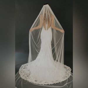 Untamed Petals Day Dream Veil
